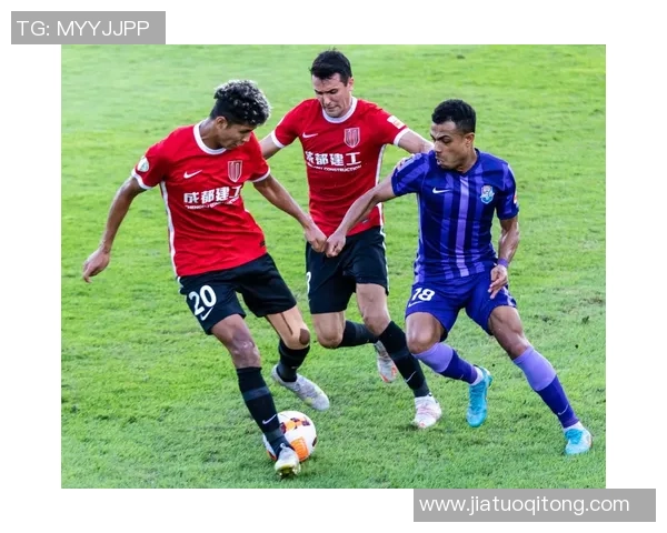 成都篮球队心理素质引发热议球迷对球队表现的看法与争论